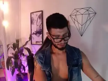 Chaturbate Best live sex cam show of colby_smit