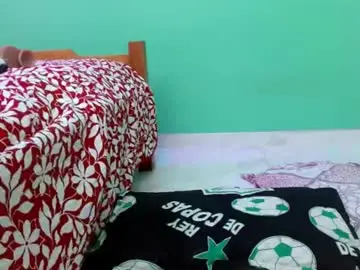 Chaturbate Live Sex Cam of lunasexgirl69
