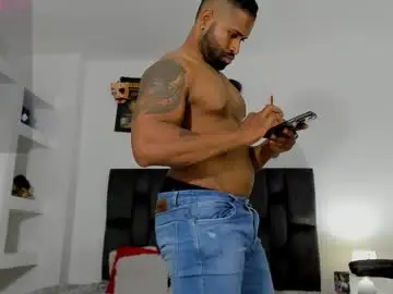 Chaturbate Live Sex of matt_rodriguez92