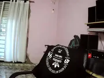 Chaturbate Best live sex cam show of pol22010