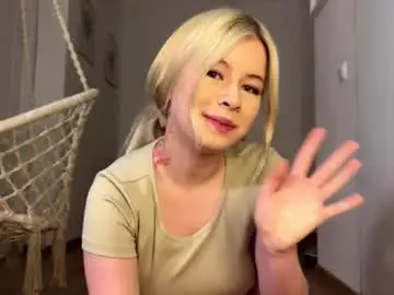 Chaturbate Best live sex cam show of saracrows