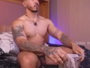 Chaturbate Sex Cam of alejo_wolf