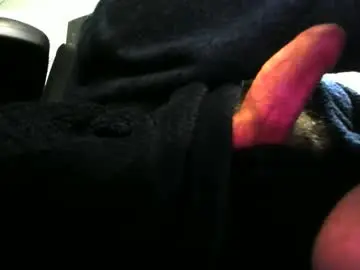 Chaturbate Live Sex Cam of chubbyguy1974xx