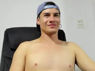 Chaturbate Best live sex cam show of dominic_radccliffe