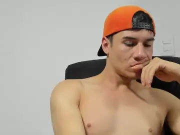 Chaturbate Nude Webcam of dominic_radccliffe