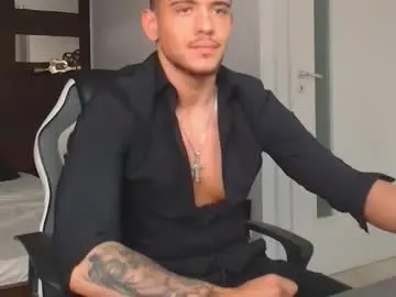 Chaturbate Sex Cam of elijahthorne