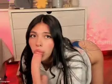 Chaturbate Best live sex cam show of missesmeralda