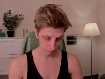 Chaturbate Live Sex Cam of slim_andy