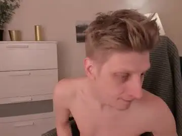 Chaturbate Live Sex Cam of slim_andy