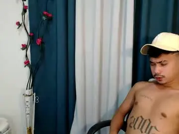 Chaturbate Live Porn of dave_cummers