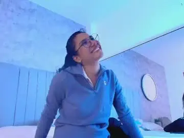 Chaturbate Live Sex Cam of karla__ruiz