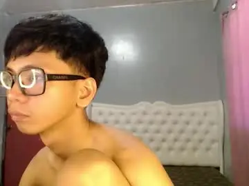 Chaturbate Live Porn of nerdy_nate