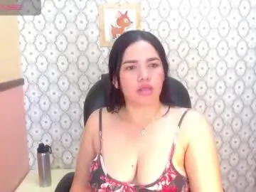 Chaturbate Sex Chat of roxy_valeria