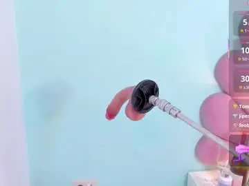 Chaturbate Adult Webcams of zyle_boobs_