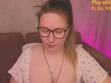 Chaturbate Watch Live Sex Cams of cute_darina