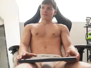 Chaturbate Sex Chat of max_cortes1_