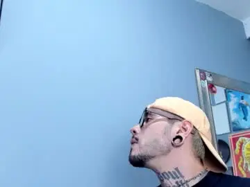 Chaturbate Live Sex Cam of murdockh