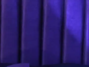 Chaturbate Live Sex Cam of tamaraakins