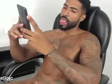 Chaturbate Watch Live Sex Cams of xtipp3r