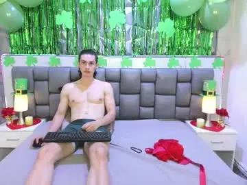 Chaturbate Adult Webcam of cloeymiller