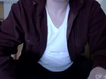 Chaturbate Private Sex Chat of deeyungguy