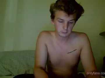Chaturbate Best live sex cam show of deeyungguy