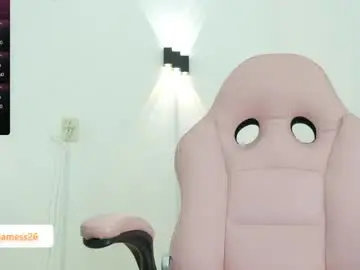 Chaturbate Live Sex Cam of emma_jamess