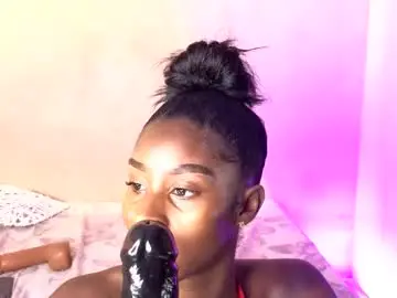 Chaturbate Live Sex of kloee_12