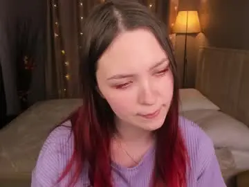 Chaturbate Nude Webcam of monica__queen