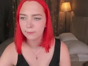 Chaturbate Live Sex Cam of monica__queen