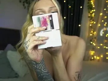 Chaturbate Adult Webcam of touch_me_if_you_can