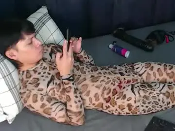 Chaturbate Free Porn Cam of urpinoyasianx