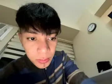 Chaturbate Live Sex Cam of urpinoyasianx
