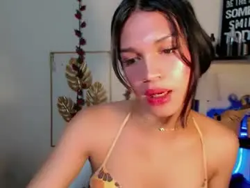 Chaturbate Live Sex Cam of marryme_leixx