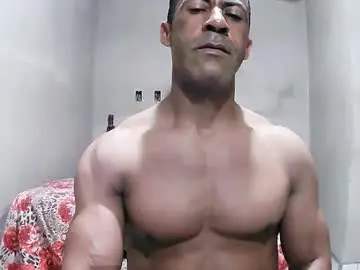 Chaturbate Live Porn of strongdaddyfantastic