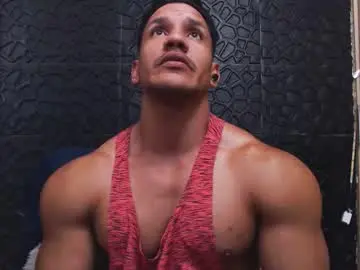 Chaturbate Live Sex Cam of viktorherrera