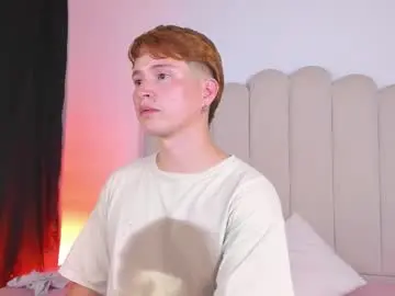 Chaturbate Live Sex Cam of eragonbooy02