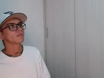 Chaturbate Watch Live Sex Cams of nico_viper_1