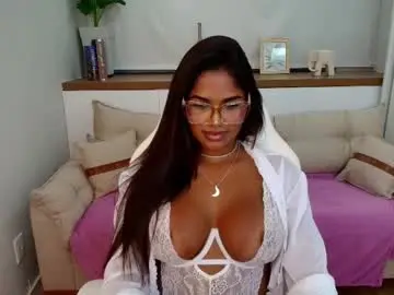 Chaturbate Live Porn of paula_thomass