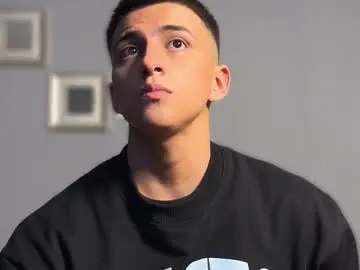 Chaturbate Adult Webcam of salvatore_romanoo