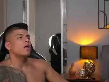 Chaturbate Free Porn Cam of tyler_muscle