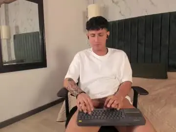 Chaturbate Best live sex cam show of kamal_wolff