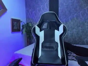 Chaturbate Adult Video Chat of mike_0233