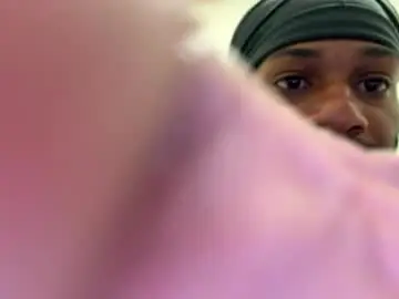 Chaturbate Live Sex Cam of victoryd007