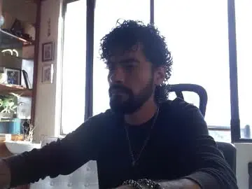 Chaturbate Live Sex Cam of bhbroadcast