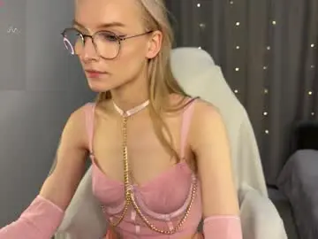Chaturbate Best live sex cam show of dontouchmyass