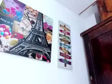 Chaturbate Nude Webcam of arianaa_w