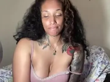 Chaturbate Live Porn of jenni_cash