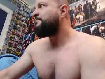 Chaturbate Live Sex Cam of muscular_bear