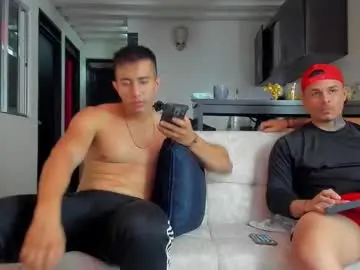 Chaturbate Adult Video Chat of straight__friends